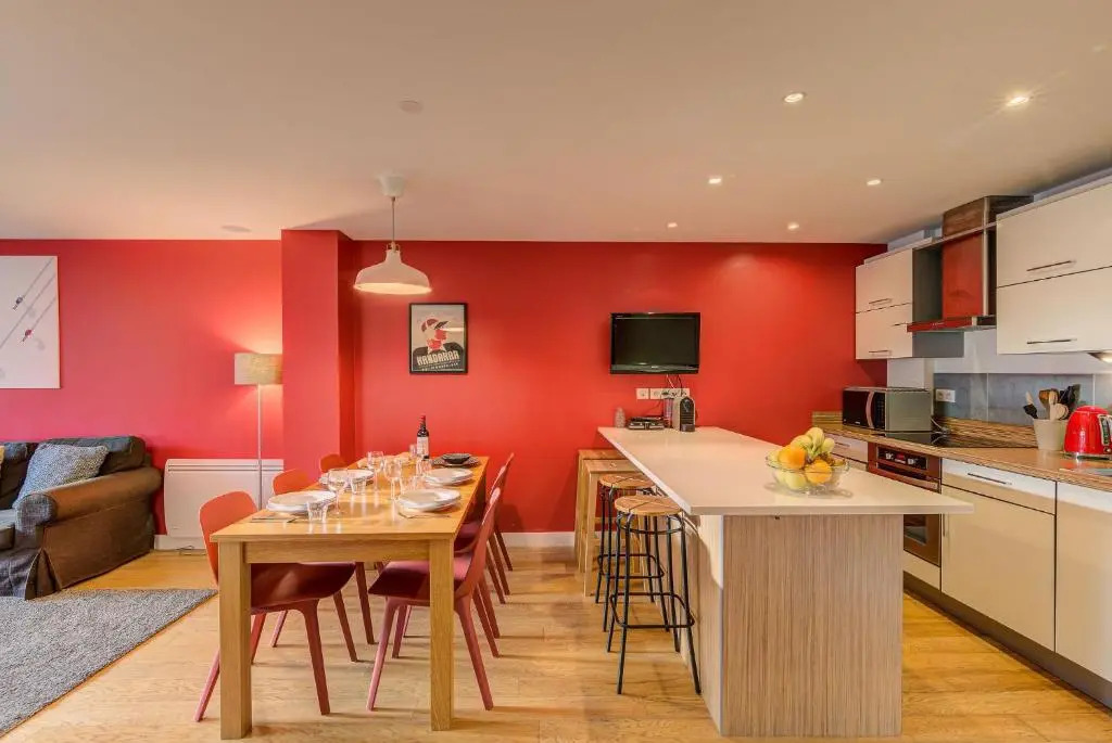 BIOLAY 2 - Alpes Travel - Central Chamonix - Sleeps 6