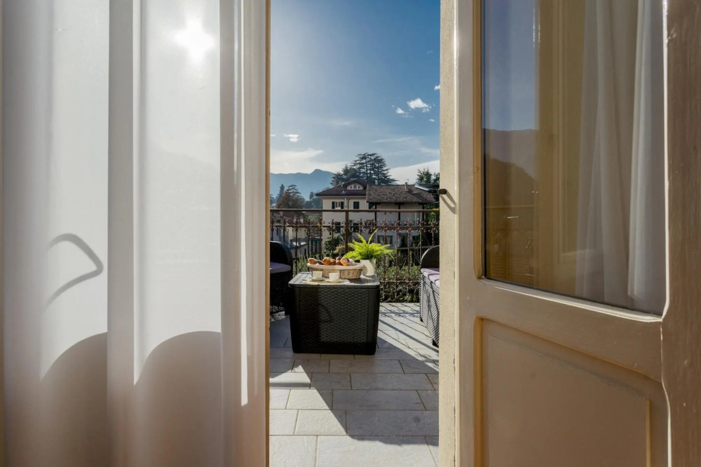 Villa Ida in Lenno with 3 bedrooms and 2.5 bathrooms