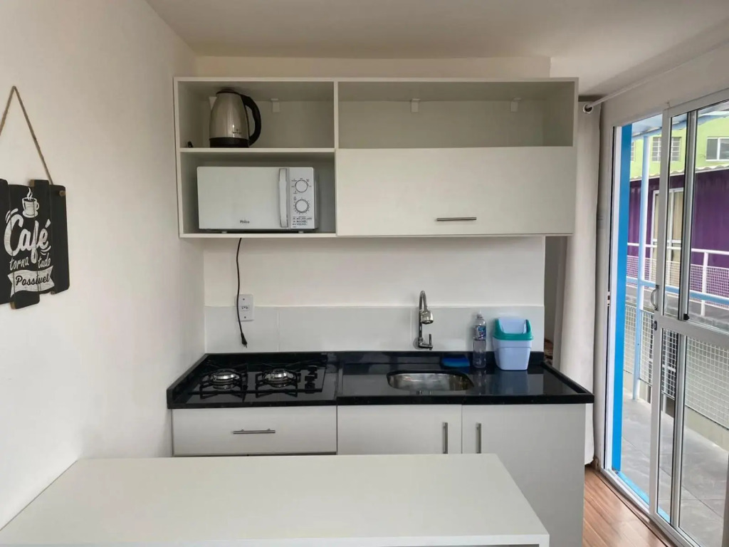 Loft container central c/ estacionamento