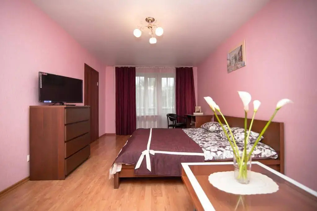 Apartment at Universitet Metro Station