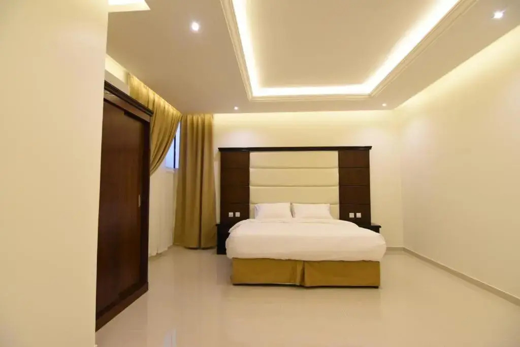 Golden White Al Shifa Hotel