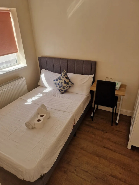 Beautiful 1 Room House in London