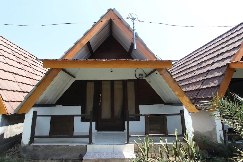 OYO Life 93125 Kos Bale Lumbung Syariah