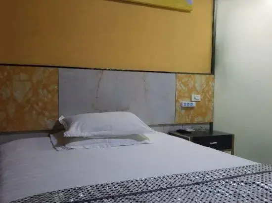 Guoping Hotel