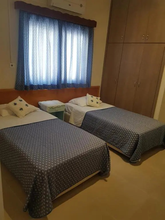 Eleni Apartments