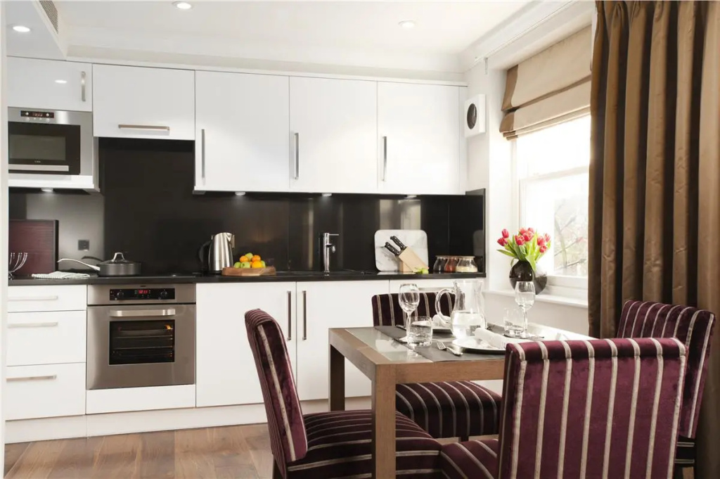 Claverley Court Apartments Knightsbridge