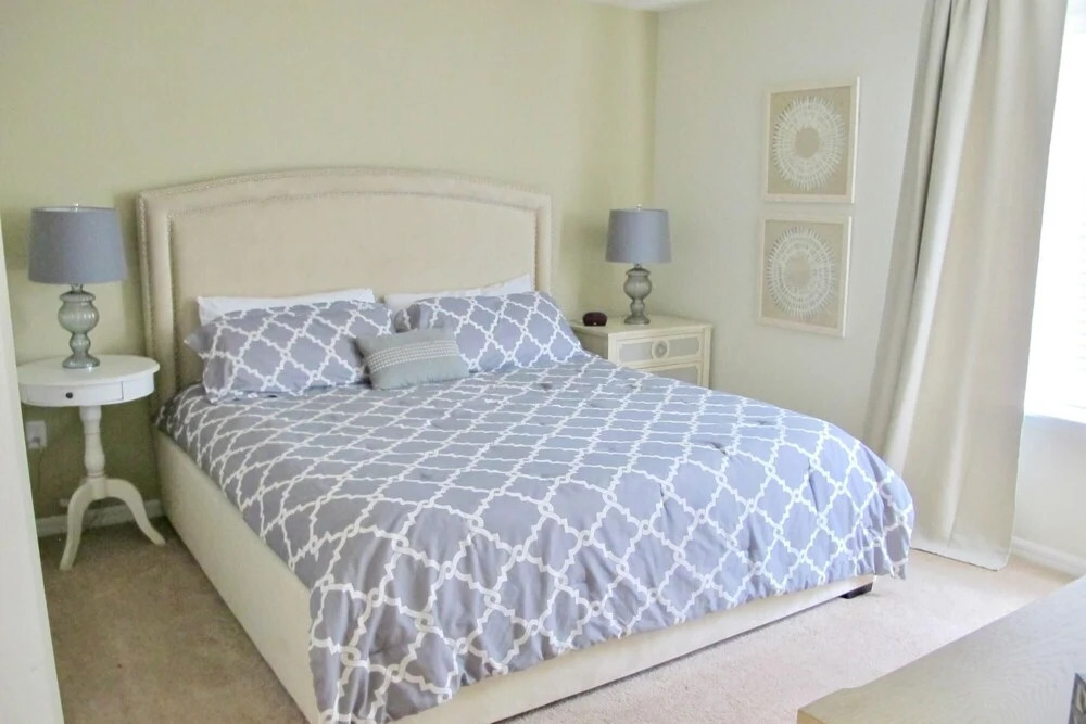 8BR Home - Near Disney - Private Pool and Hot Tub