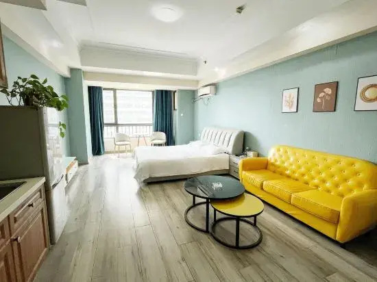 Yiyi Sentiment Apartment Hotel