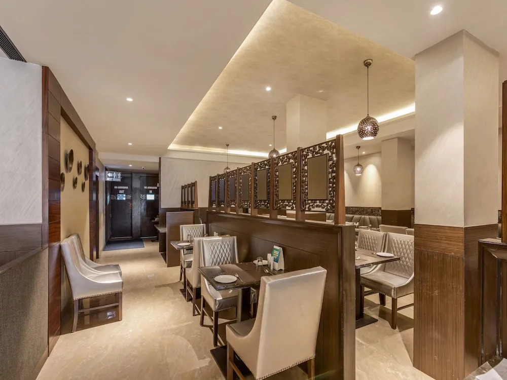 OYO 11676 Nakshatra Grand