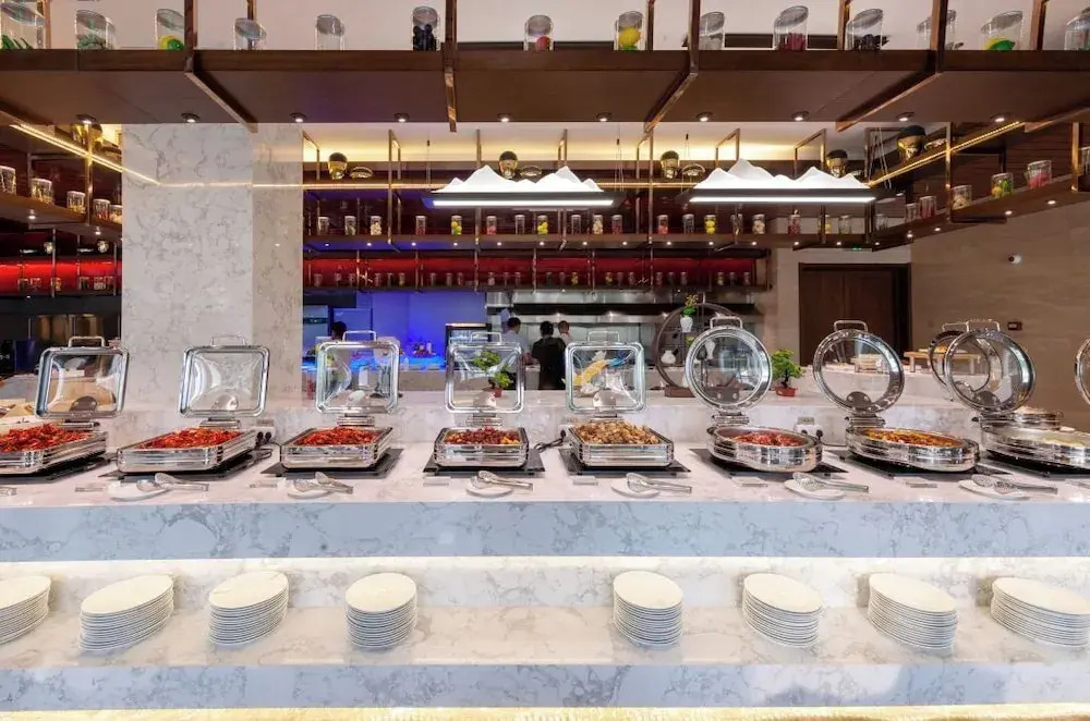 Century Runhua Hotel