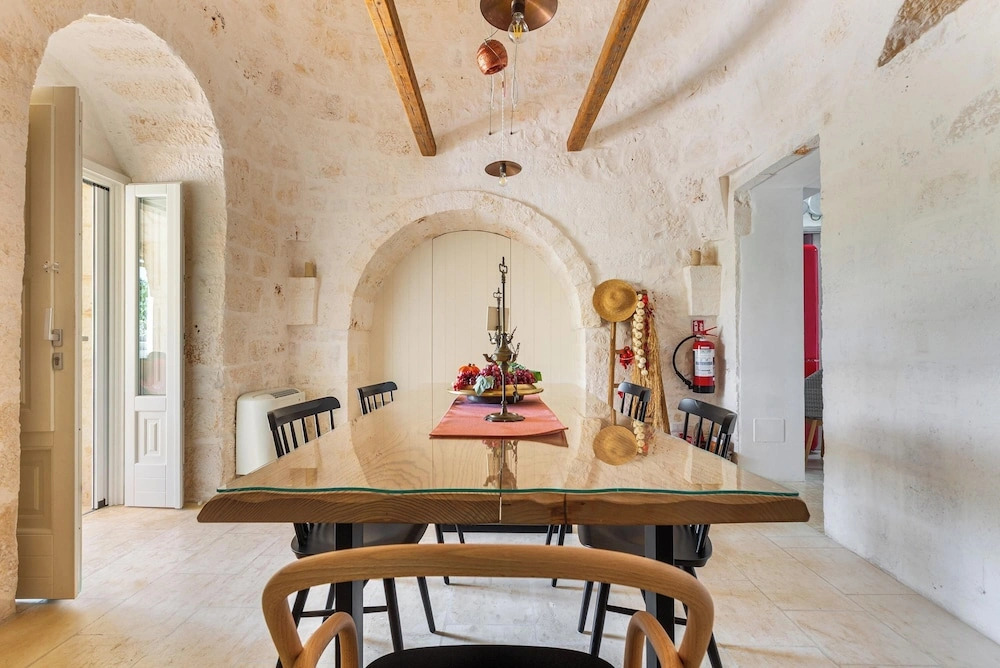 3224 Trulli Almaviva by Perle di Puglia