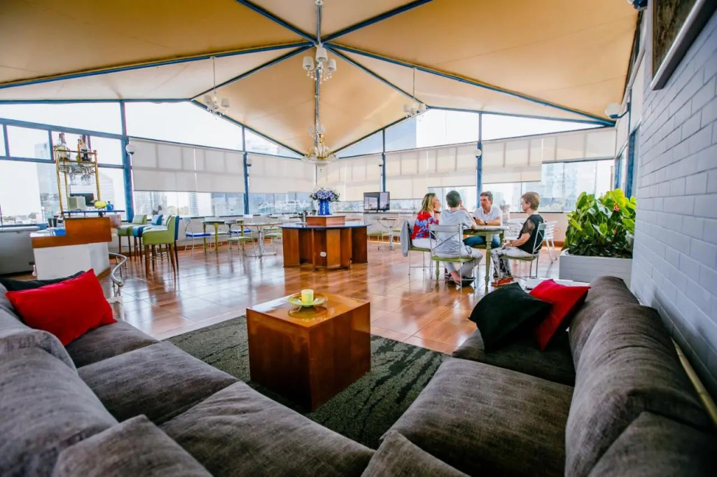 Daniels Apart Hotel