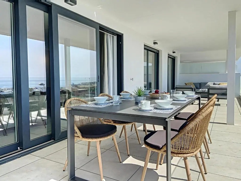 Via Celere 2330 Sea View Apartment