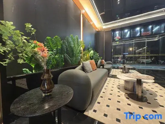 Tami Travel Hotel