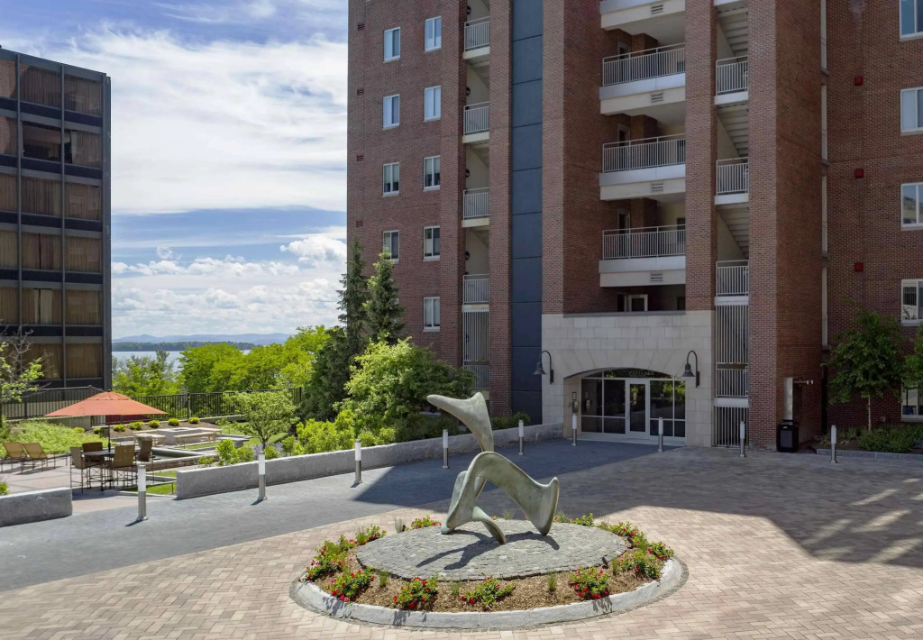 Courtyard Burlington Harbor