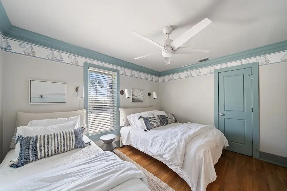 Seaside Serenity 3 Bedroom Home by RedAwning