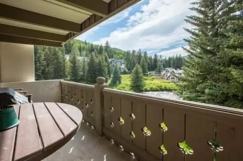Condo Near Vail Village & Gondola with Free Parking & WiFi