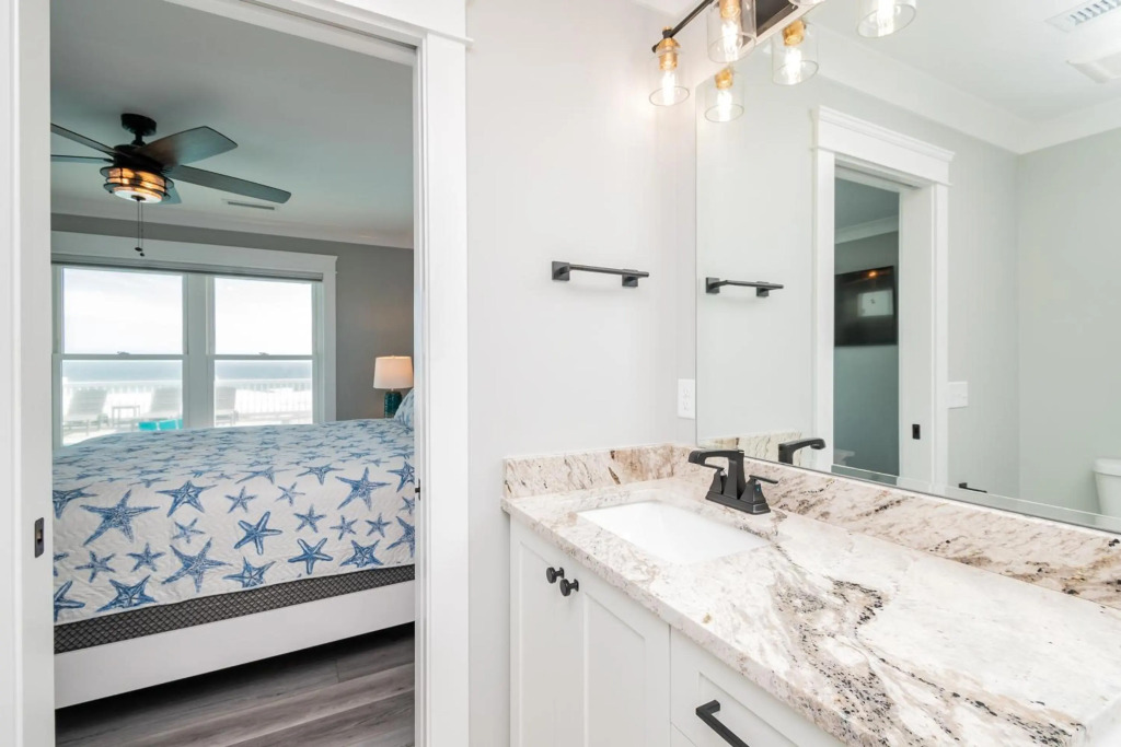 Carolina Dreamin by Oak Island Accommodations