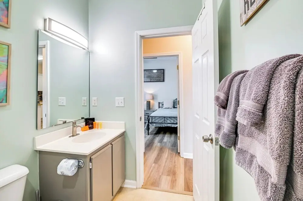 4 Mi to Ocean: Breezy Golf Condo in Myrtle Beach