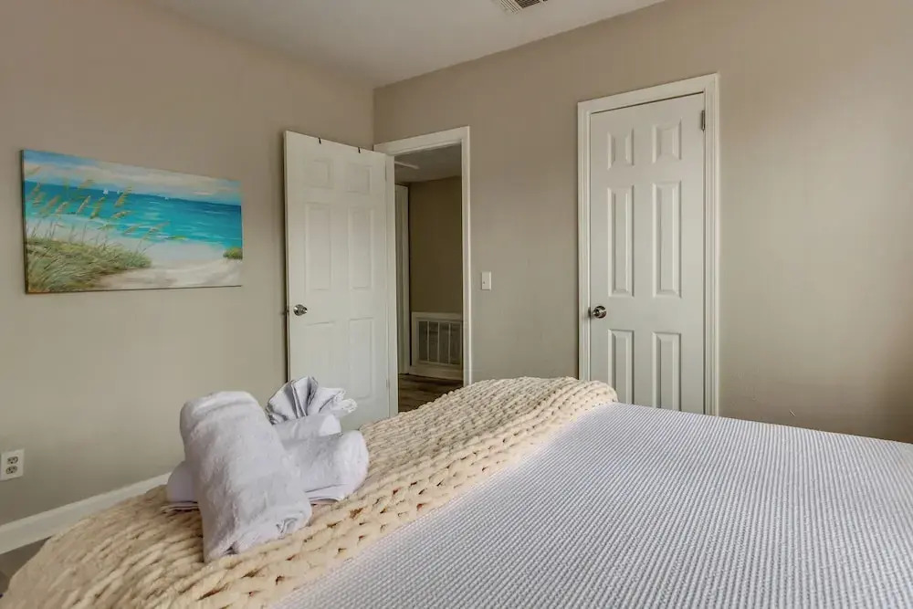 Pet-Friendly Pensacola House Rental 3 Mi to Beach