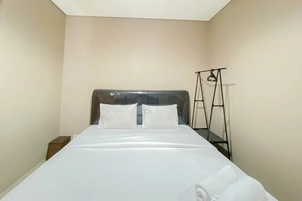 Cozy And Minimalist Studio Room Ciputra International Apartment