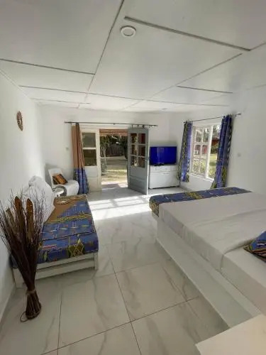 African Queen Lodge