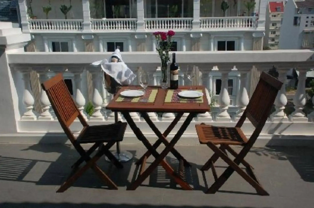 Bizu Hotel II