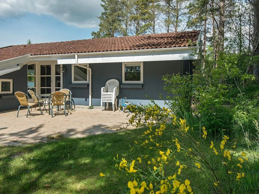 Modern Holiday Home in Ebeltoft Jutland With Jacuzzi