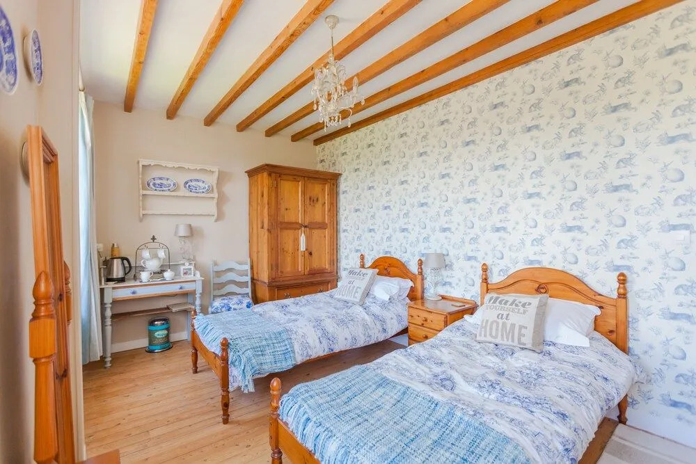 The Old Farm of Amfreville Chambre d Hotes & Table d Hotes