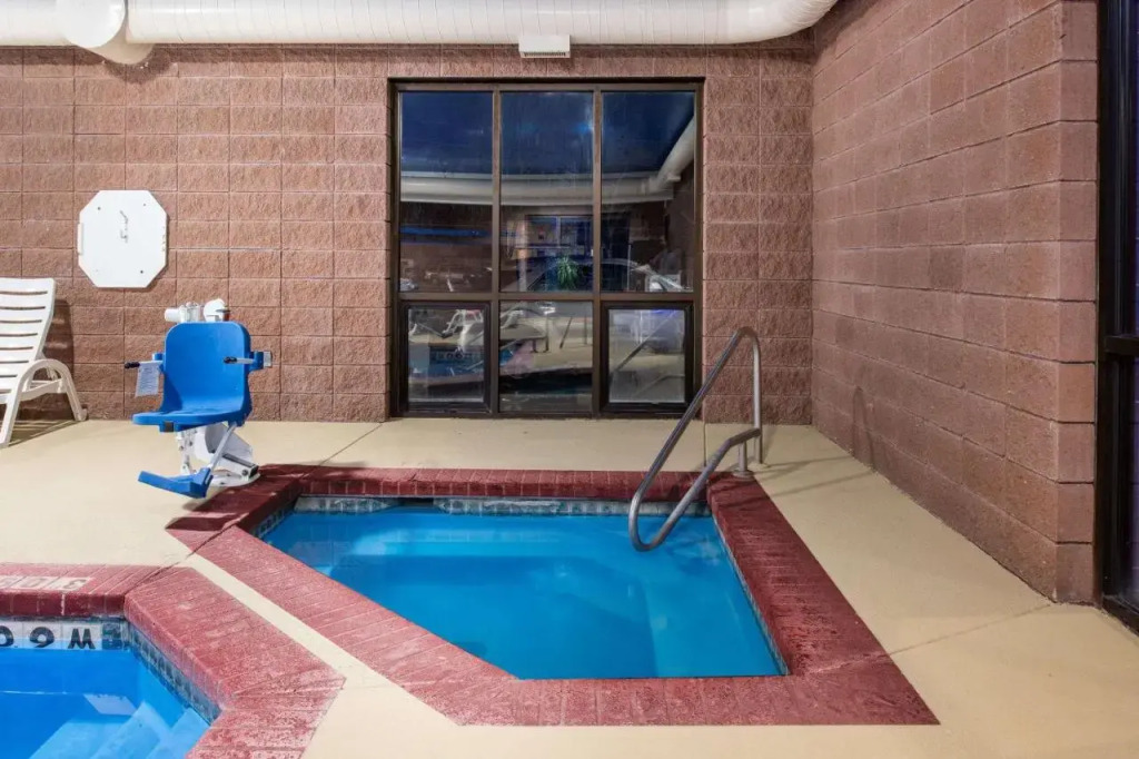 Econo Lodge Carthage