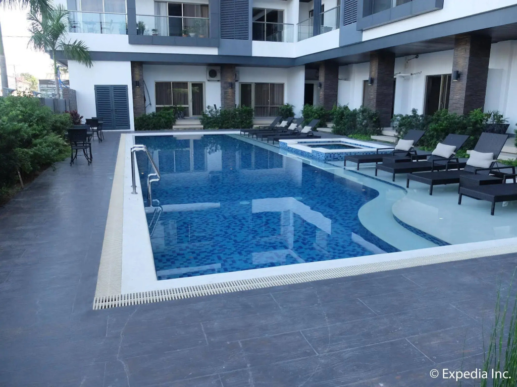 Zeppelin Suites