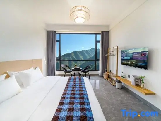 Tonglu Yunjing Homestay