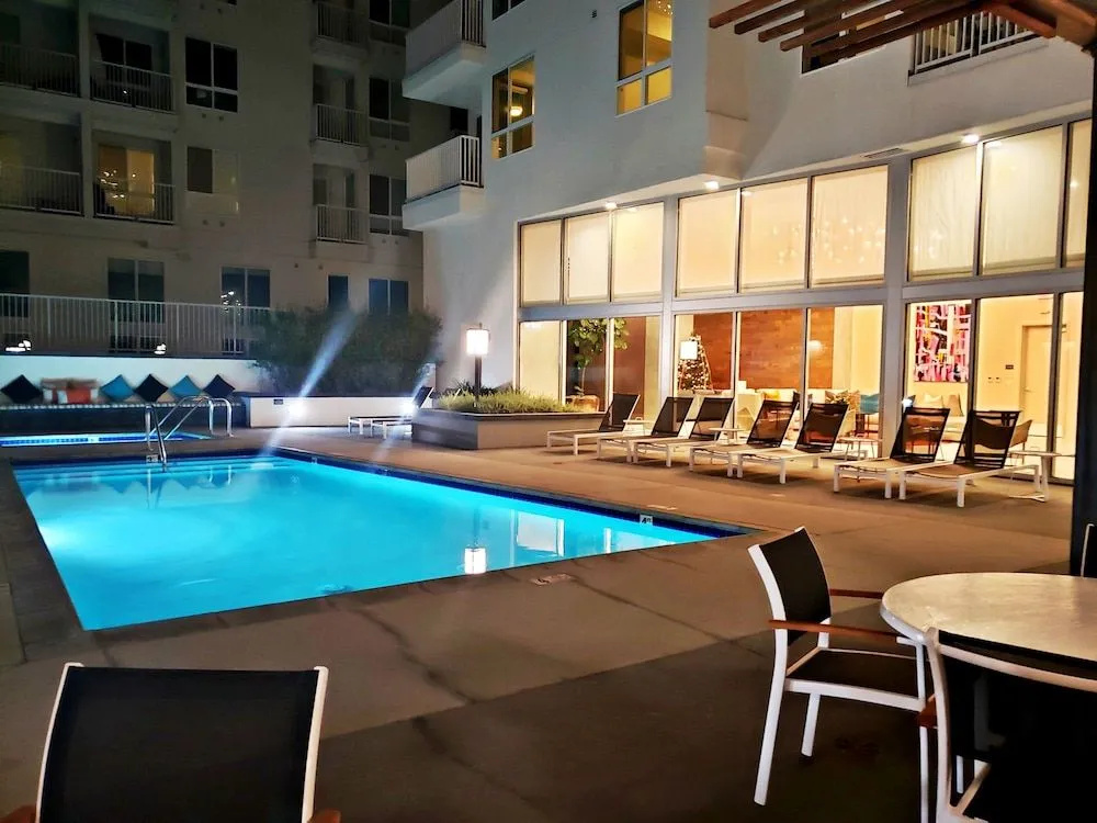 Gorgeous Vacation Rentals in Culver City