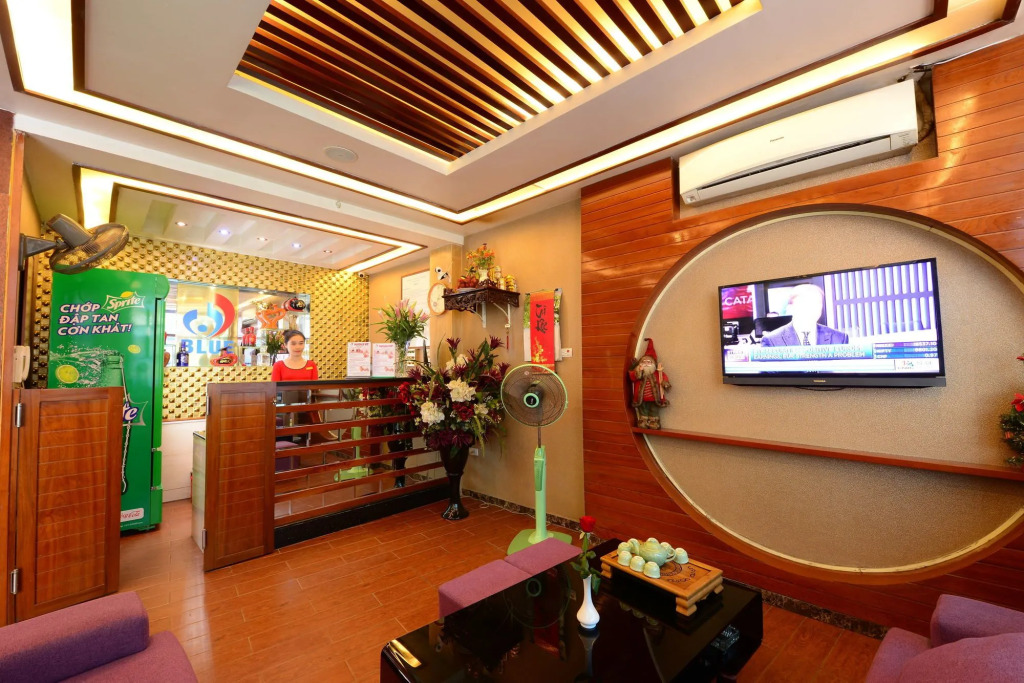 Blue Hanoi Inn Luxury Hotel