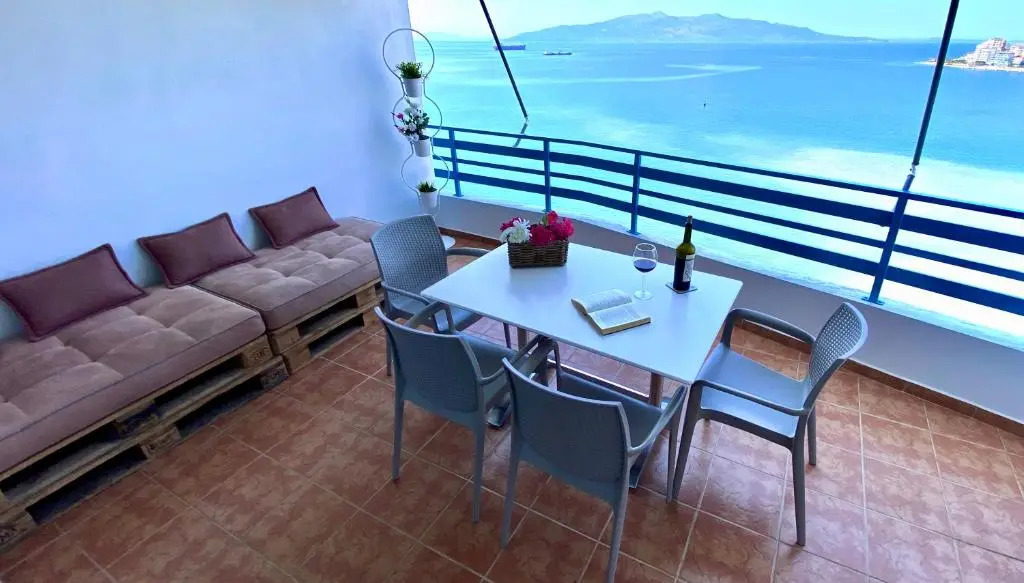 Aquamarine Apartments