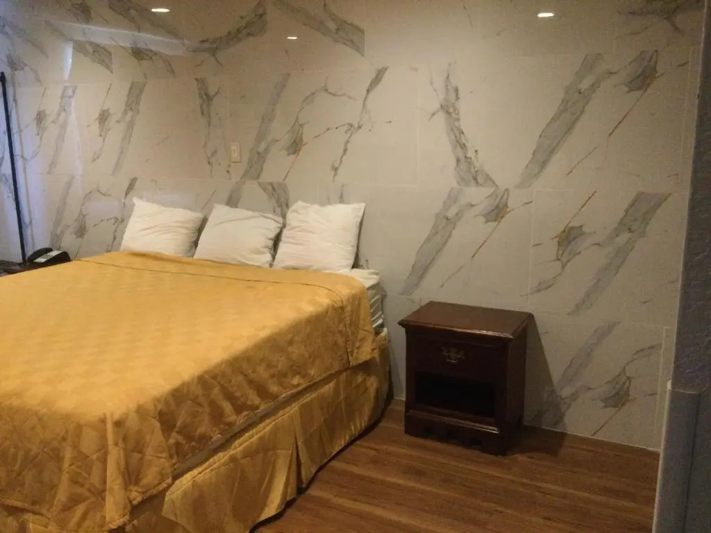 Americas Express Inn Rocky Mount