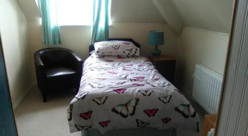 Anchor b & b