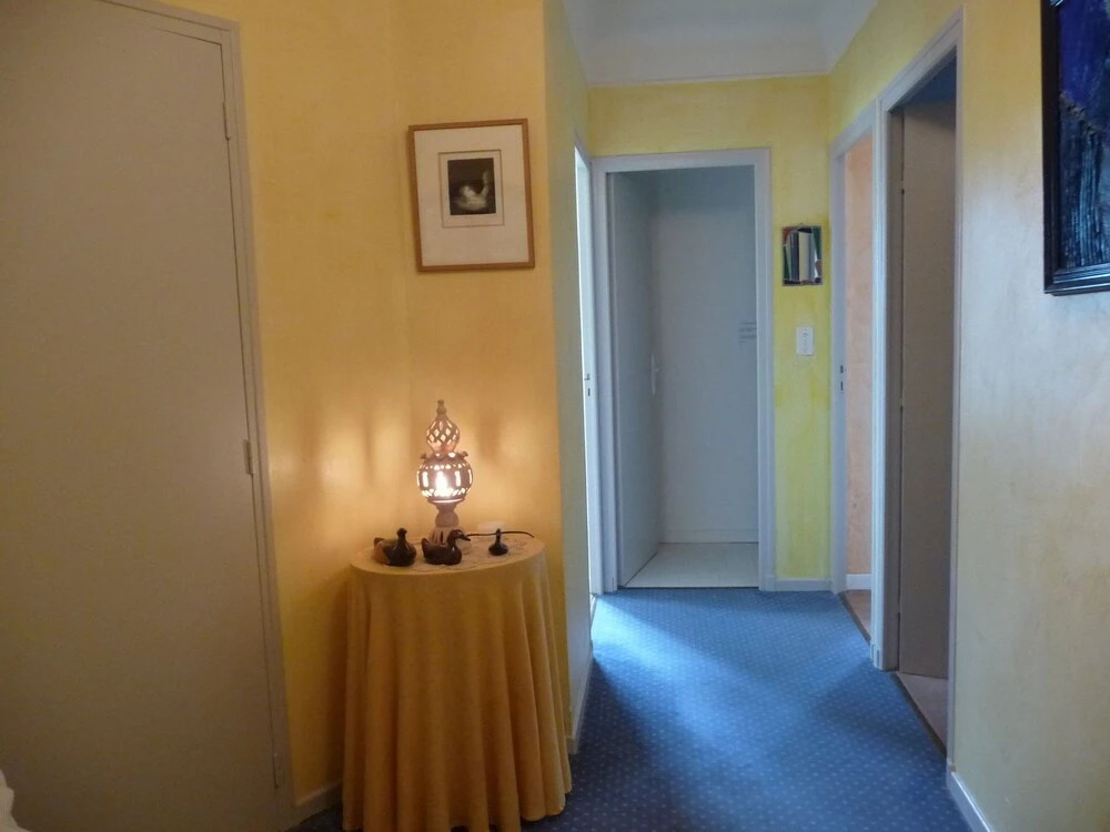 Attractive Holiday Home in C reste with Pool