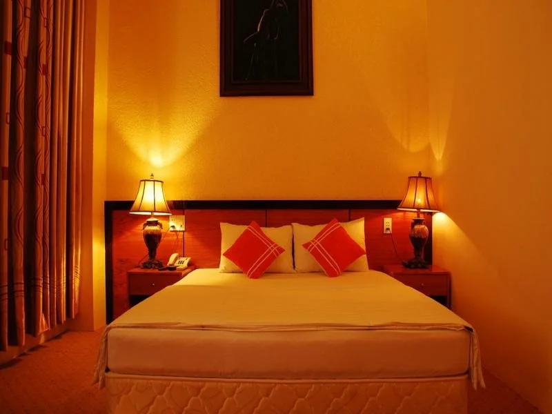 Nhat Quynh 1 Hotel