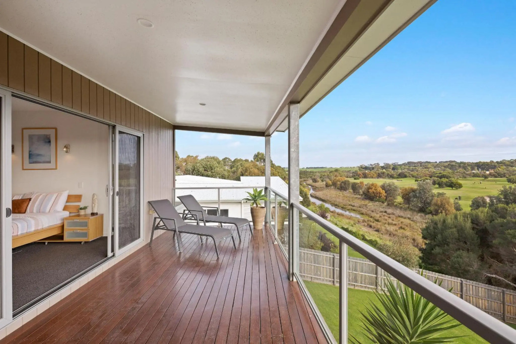 Saltwater Breeze Retreat