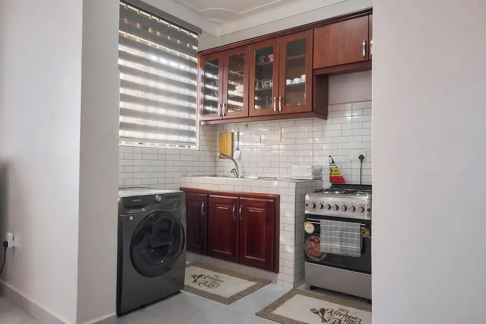 B&S Luxe Living