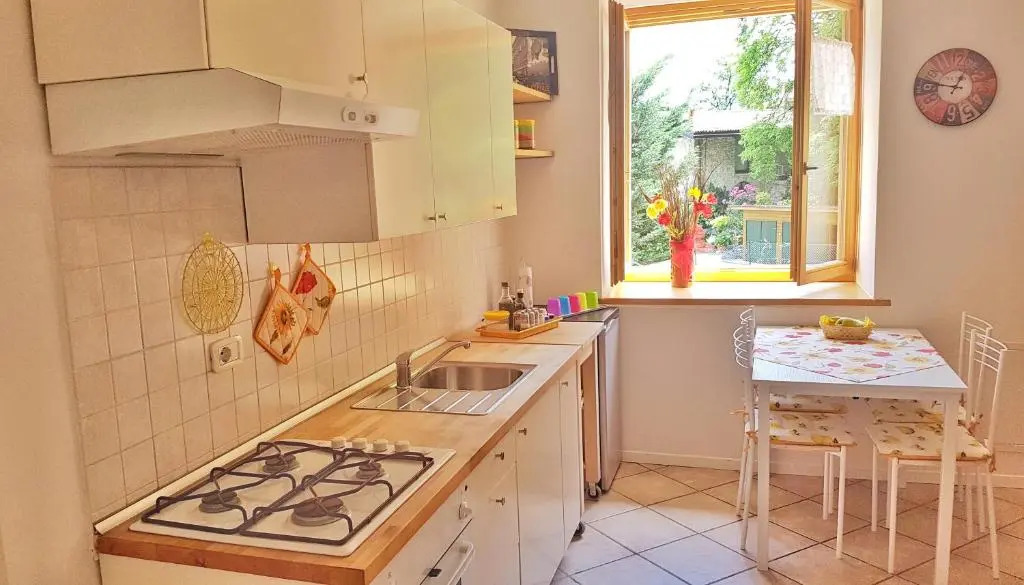 Appartamento Angi - lago & vacanza attiva