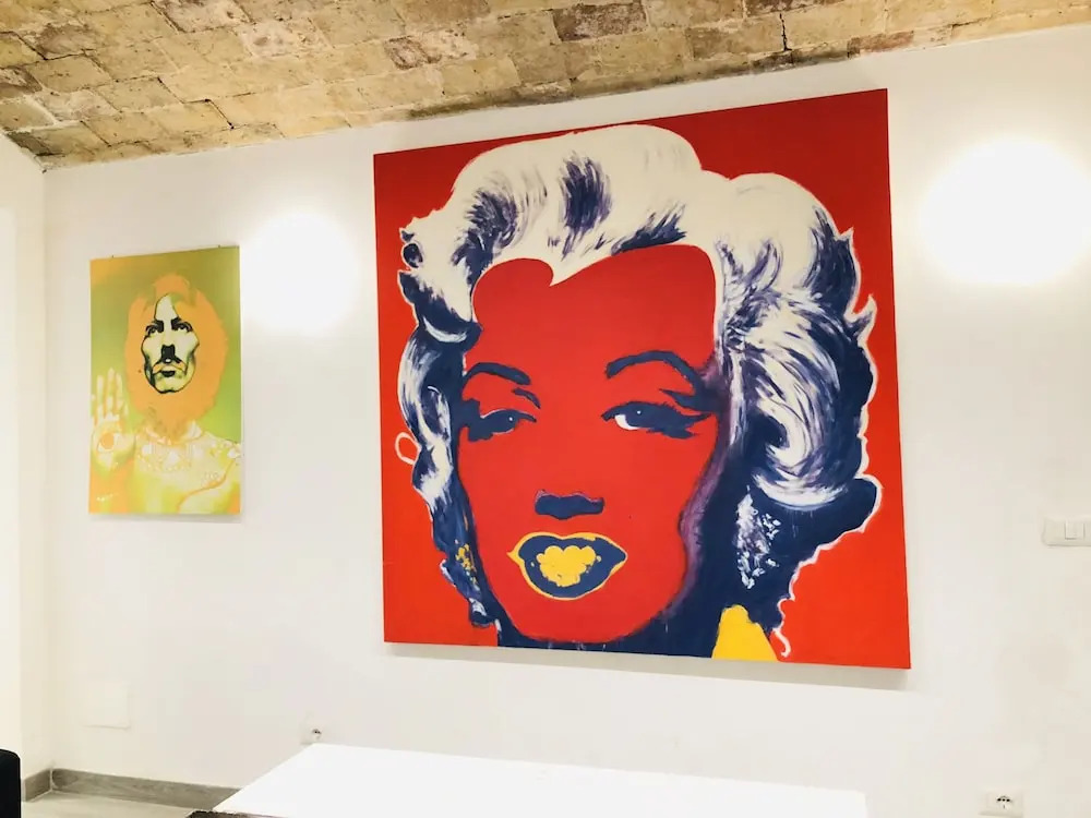 Marilyn's Holiday House