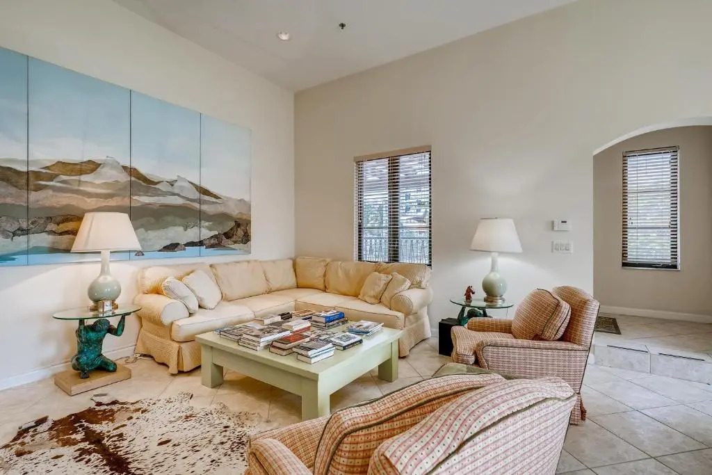 Residence at Rosemary Square