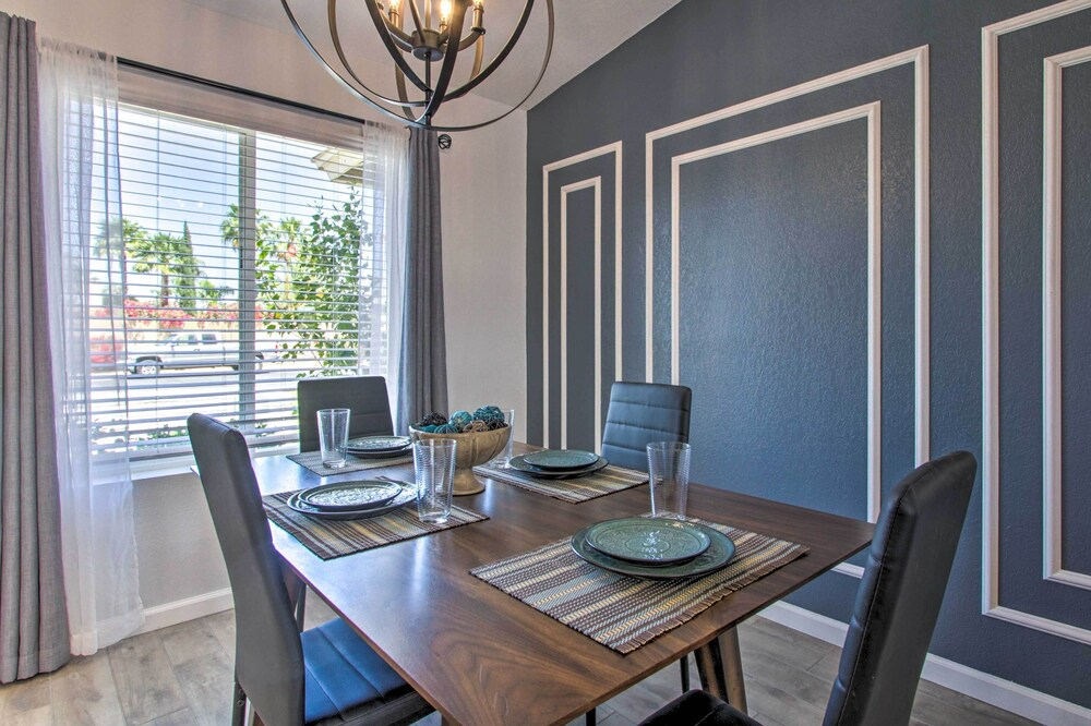 Pet-friendly Scottsdale Oasis w/ Pool & Bbq!