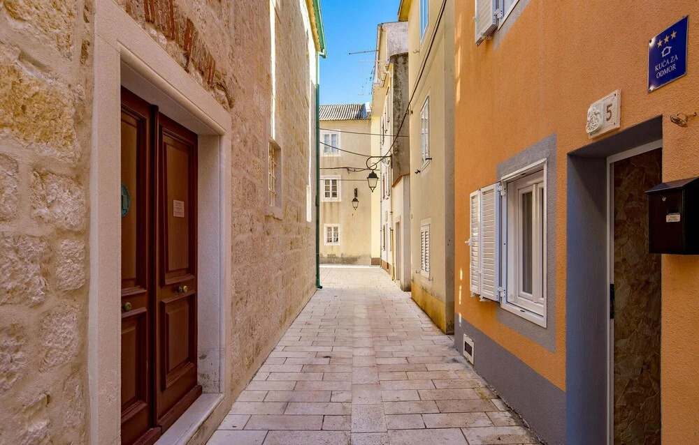 Nice Home in Pag With Wifi and 5 Bedrooms