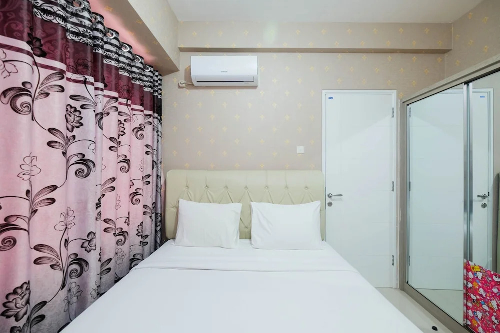 Cozy And Homey 2Br At Bogorienze Apartment