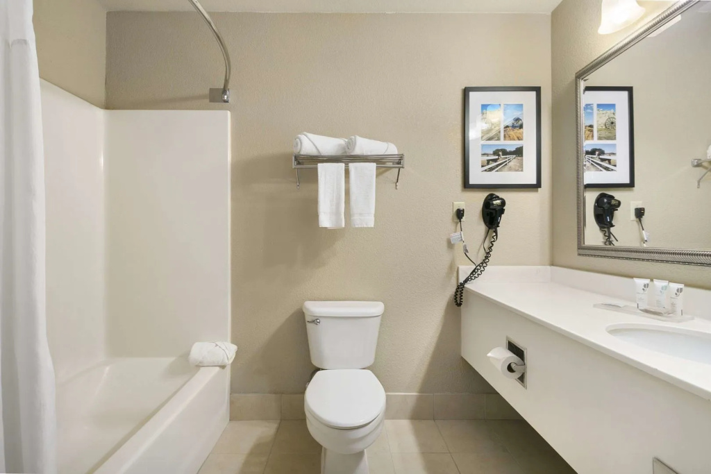 Country Inn & Suites by Radisson, Greeley, CO