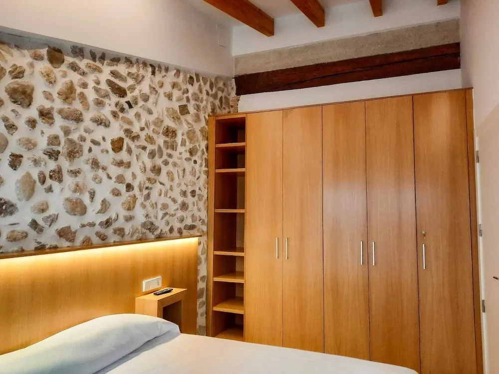 Termas Romanas Allon by Seaward Suites