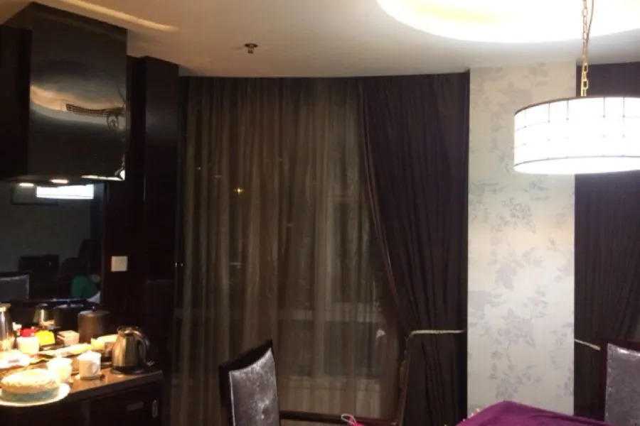 Fengjie Hotel